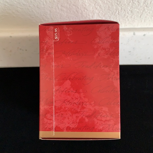 Hallmark Millennium Princess Barbie Ornament - Picture 6 of 16